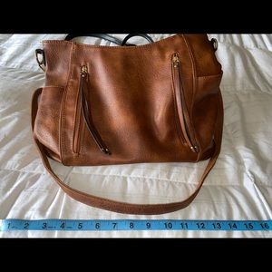 Crossbody purse